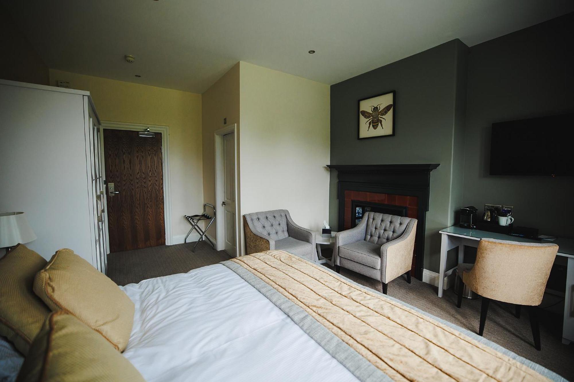 Caer Rhun Hall * Conwy