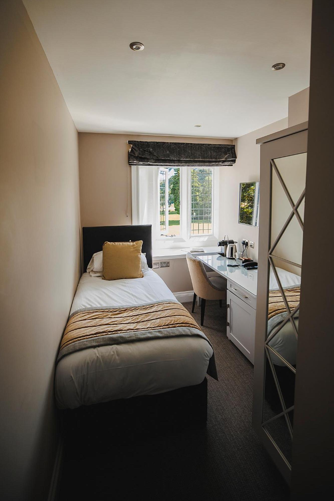 Caer Rhun Hall Conwy